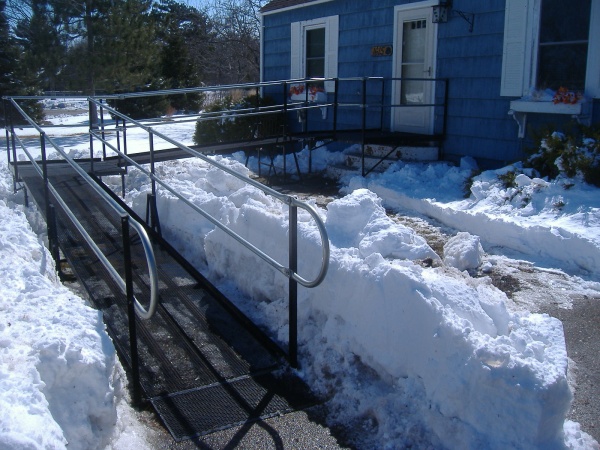 Amramp’s Patented Wheelchair Ramp Surface Improves Safety and Accessibility in Wintery Conditions